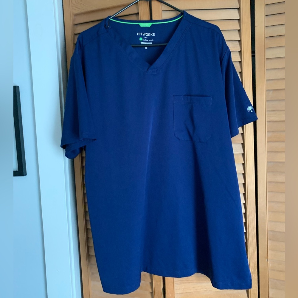 H H works by Healing hands Men's Blue V-Neck nursing Scrub work Shirt sz XL